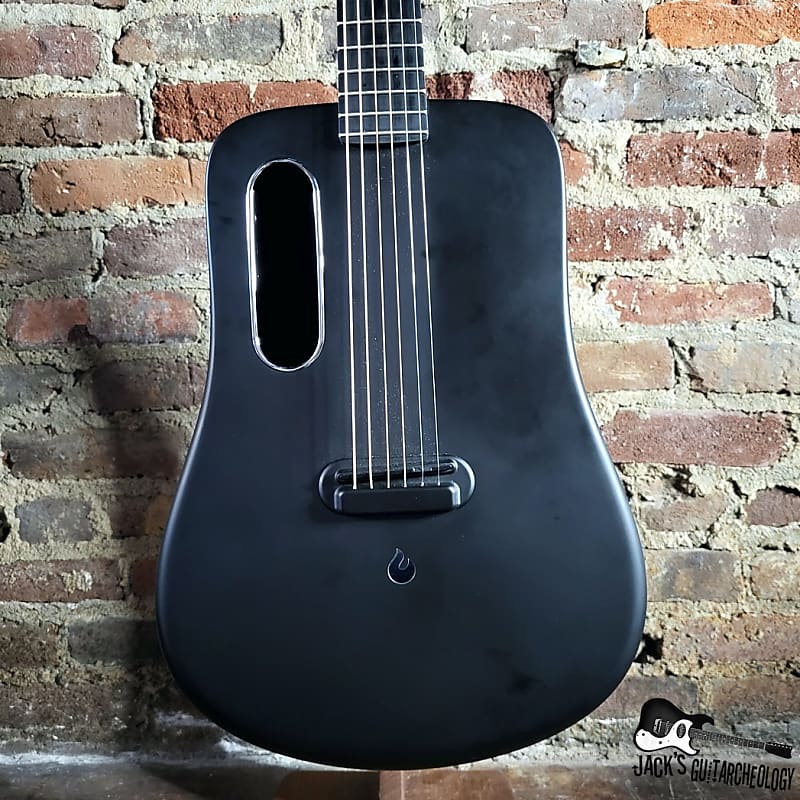 Lava Me 2 Carbon Fiber Guitar w/ Gig Bag (Black) | Reverb Brazil