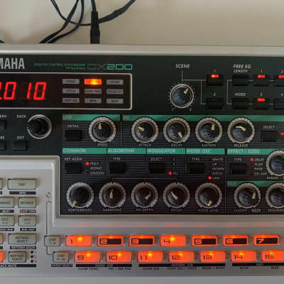 Yamaha DX200