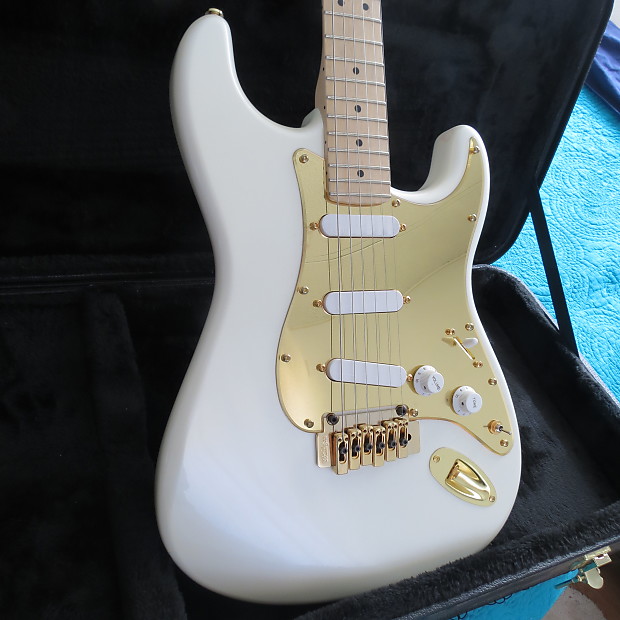 Fender Squier Stratocaster Deluxe White Gold