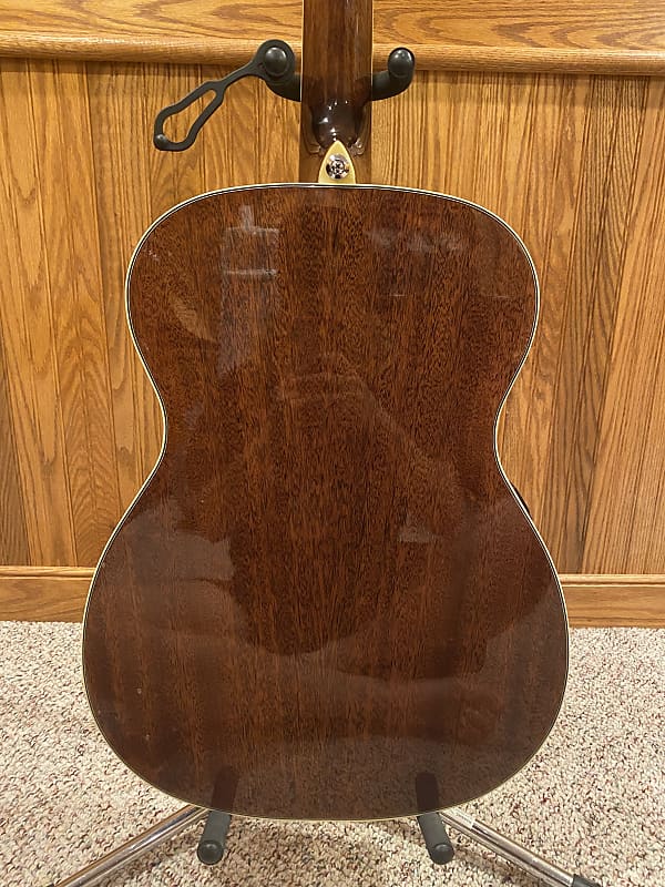 Ibanez SGBE110 Acoustic Bass