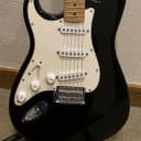 Fender Stratocaster 2005 - LEFT HANDED - Played less than 20 hours!