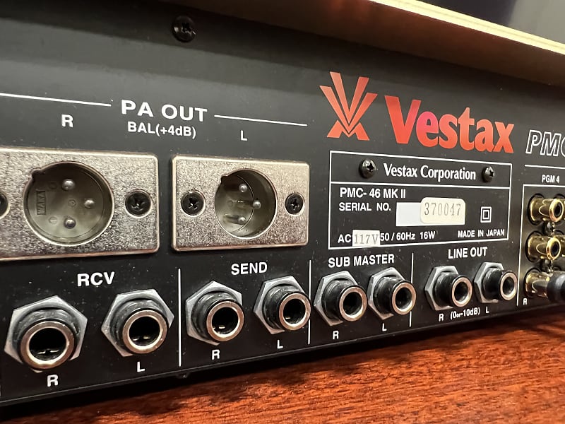 Vestax PMC-46MKII Vintage Professional Rotary DJ Mixer. Uber