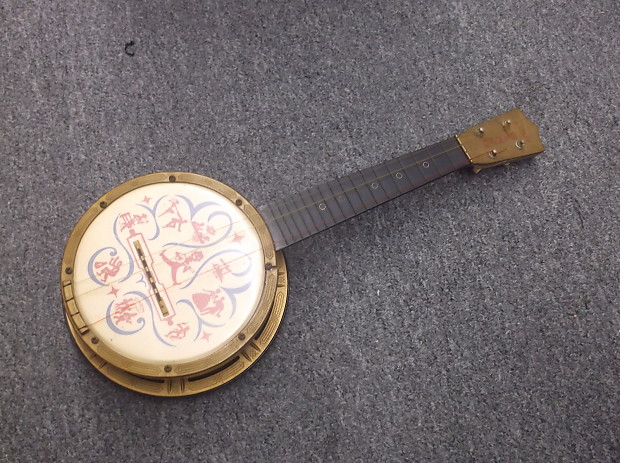 89042: The Beatles Original Toy Banjo (mastro Industrie