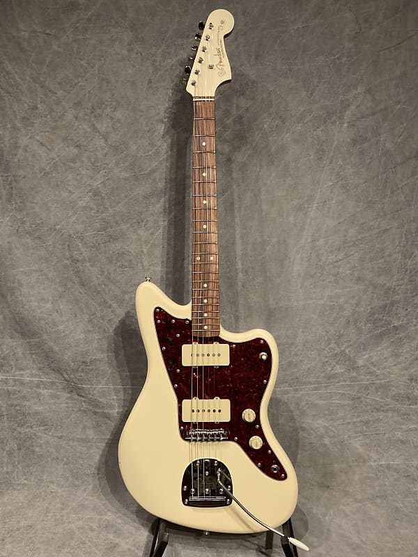 ギター Fender Vintera '60s Jazzmaster Fender Vintera 60s Jazzmaster Electric Guitar, with 2-Year
