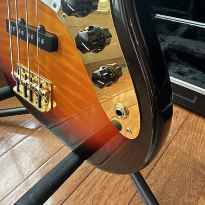 1996 Fender 50th Anniversary American Jazz Bass image 6