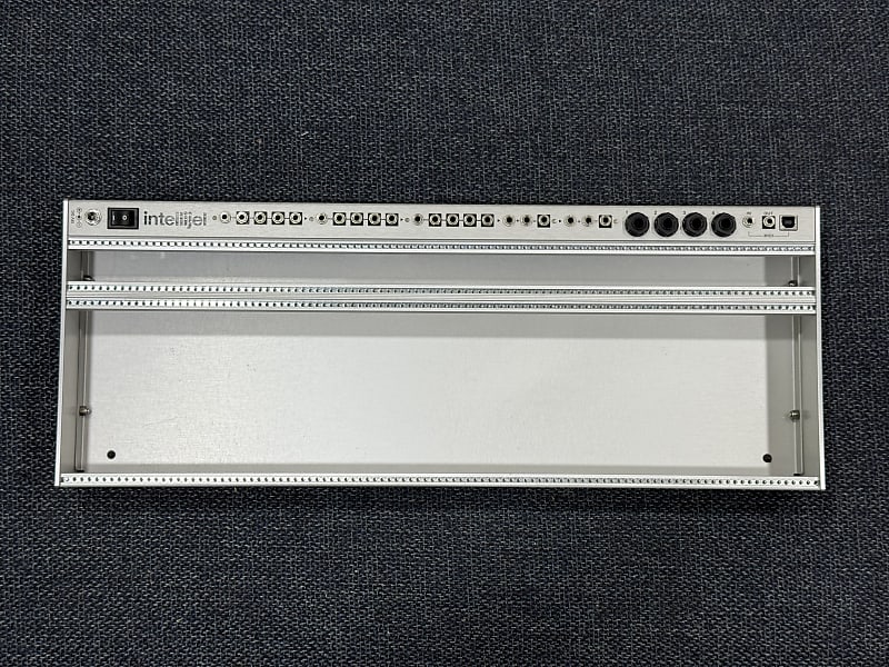 Intellijel 4U 104HP Palette Case