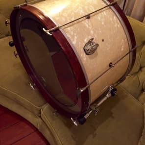 W.F.L. - Ludwig 14x26 Vintage Bass Drum  1930s-1950s White Marine Pearl image 9