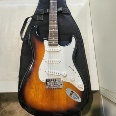 Squier Affinity Series Stratocaster with Rosewood Fretboard 2016 - 2018 - 2-Color Sunburst image 1