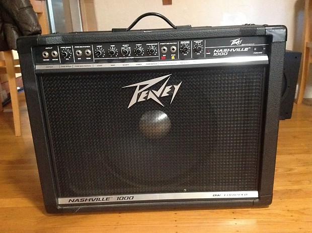 Peavey Nashville 1000 w Black Widow Mint condition
