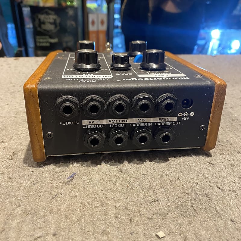 Moog MF-102 Moogerfooger Ring Modulator 1998 - 2018 - Black