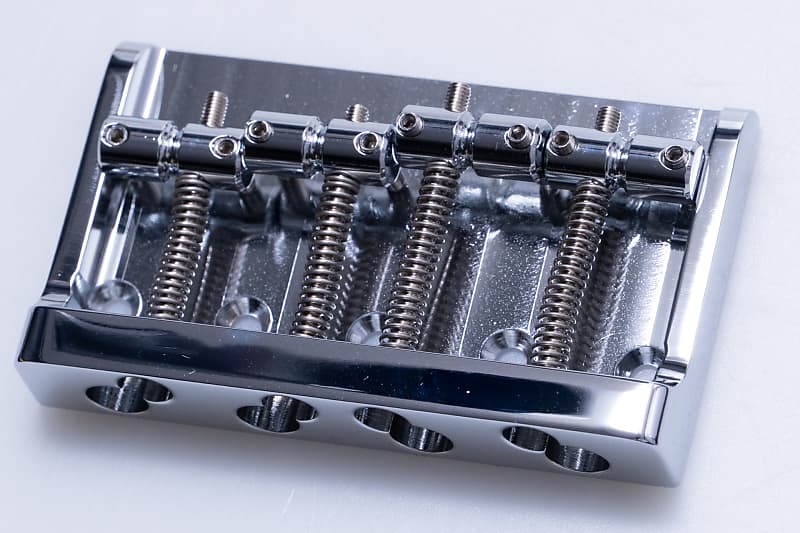 爆売り！ used】Freedom Bass Tone Brace / Research Guitar Custom ベース