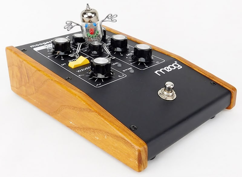 Moog Moogerfooger MF-107 FreqBox Synthesizer Pedal + Top Zustand + Garantie