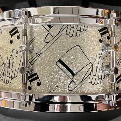 Lang Gladstone 6.5x14 snare drum. 3 way tuning, unique top hat and cane finish image 4