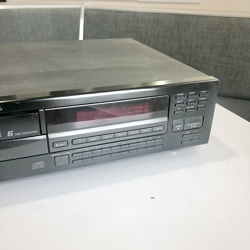 Kenwood DP-M5570 6-disc magazine on sale CD changer