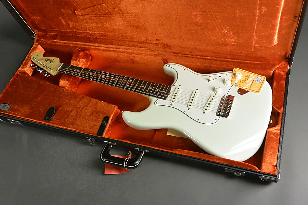 Fender american vintage 65 stratocaster olympic white top