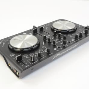 Pioneer DDJ-WEGO DJ Controller image 8