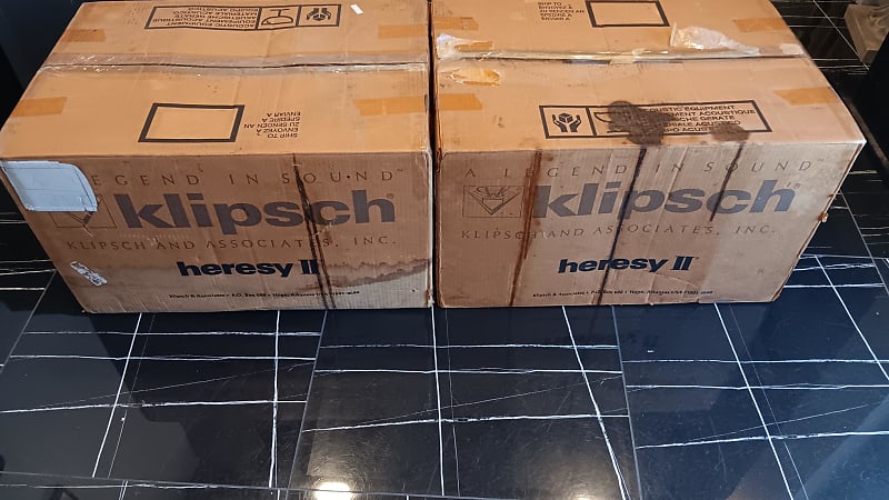 ✨Near mint Klipsch Heresy II Speakers in Original boxes (RARE) 1-Year Warranty!  			