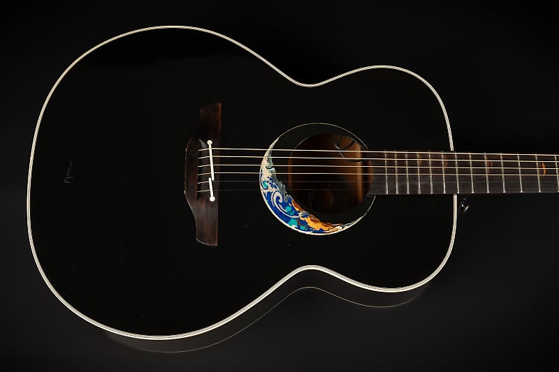 2008 Takamine LTD Limited Edition Crescent Earth - Black