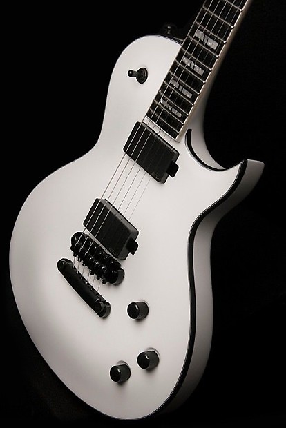 Washburn 　レスポールタイプ　スルーネック　EMG Washburn レスポールタイプ スルーネック EMG
