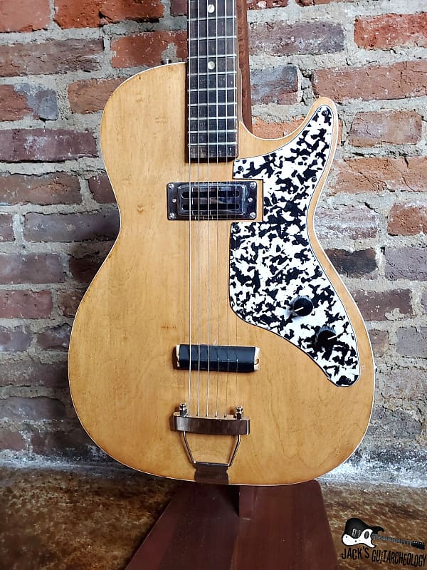 Harmony H46 "Ponyboy" Stratotone Mars Custom Electric Guitar Reverb