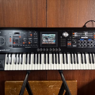 Roland V-Synth GT Version Ver 2.0 61key SYNTHESIZER COSM w/ case
