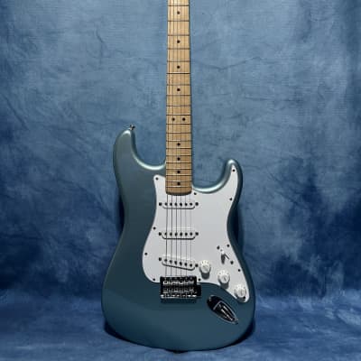 Fender Standard Stratocaster MIM 2002 Blue Agave image 24