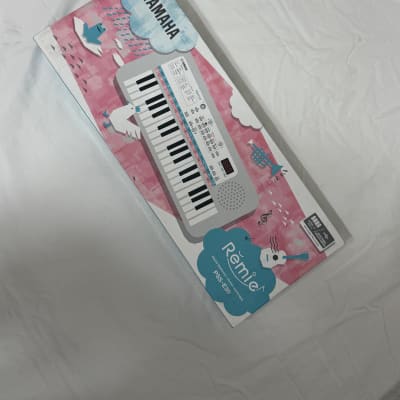 Yamaha Remie PSS-E30 37-Key Mini Keyboard 2020 - Present - White