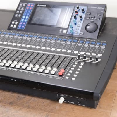 Yamaha LS9-32 32-Channel Digital Mixing Console CG00TEU image 4