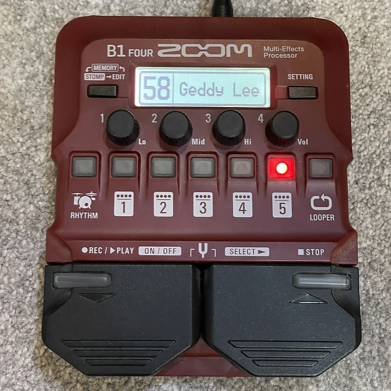 Zoom B1 Four