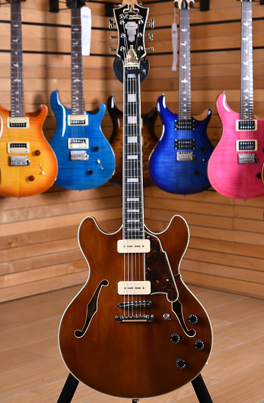 Premier DC Boardwalk (P90s) (Discontinued) - D'Angelico Guitars