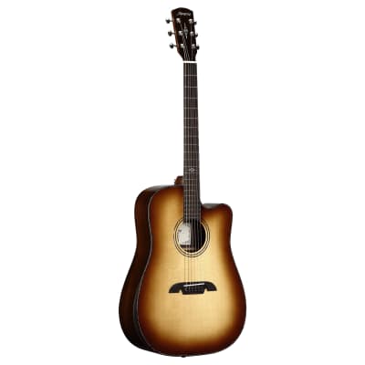Alvarez MD70ce Custom Masterworks Dreadnought Guitar Acoustic Electric, Armrest with Cutaway 2024 - Natural Gloss image 2