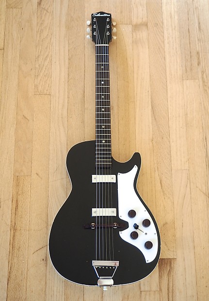 ギター 1963 Silvertone Stratotone Mars 1420 1963 silvertone 1420 stratotone electric guitar black sears
