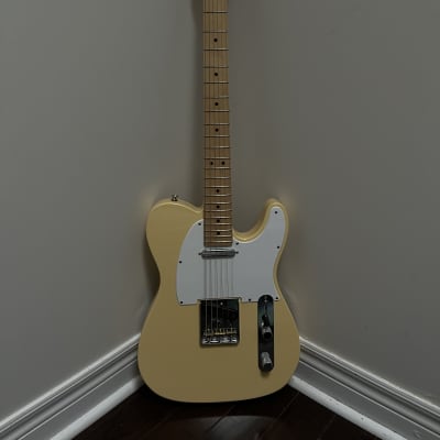Fender American Performer Telecaster with Maple Fretboard 2018 - Present - Vintage White image 1