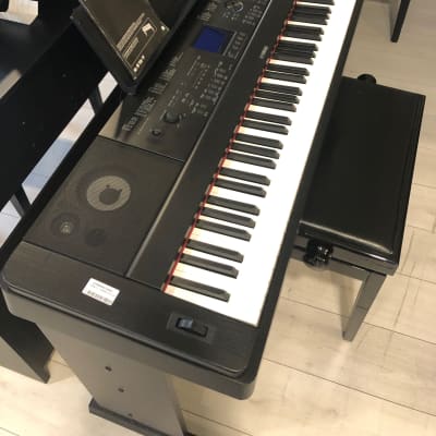 Piano El. Yamaha Dgx 660