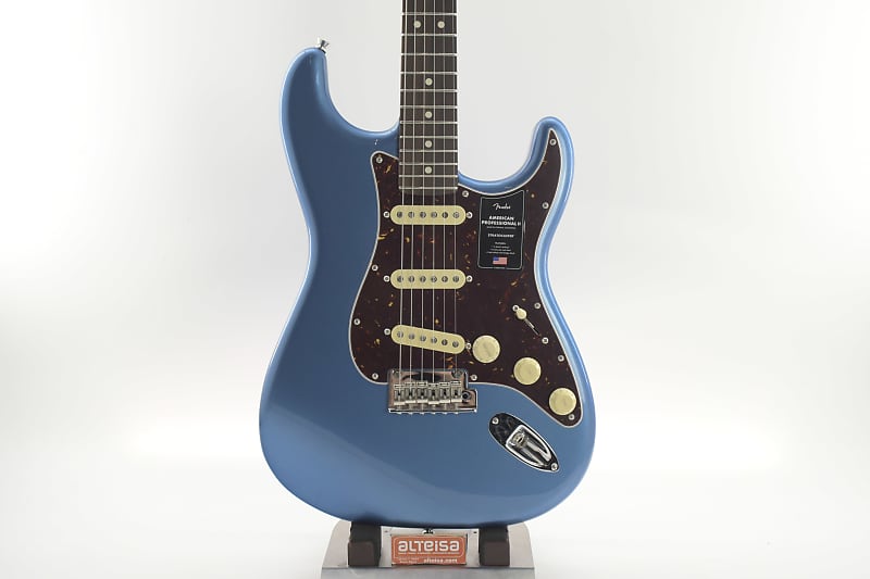 Fender American Professional II Stratocaster with Rosewood Neck Lake Placid Blue 3677gr imagen 1