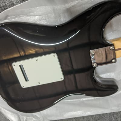 Fender LEFTY Stratocaster Black/Maple Neck image 2