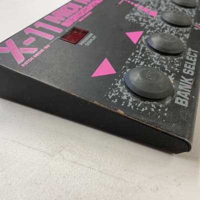 Art X-11 midi controller 90’s black/grey/magenta image 2