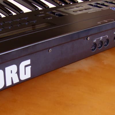 Korg Ds-8 FM Synthesizer 61 keys image 6
