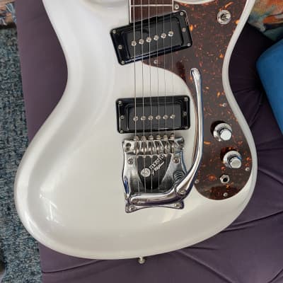 Mosrite Ventures 1991 - Hand Signed by Semie! image 7
