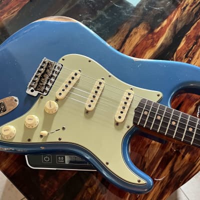 Fender Custom Shop Stratocaster '63 2023  - Aged Lake Placid Blue Relic image 4