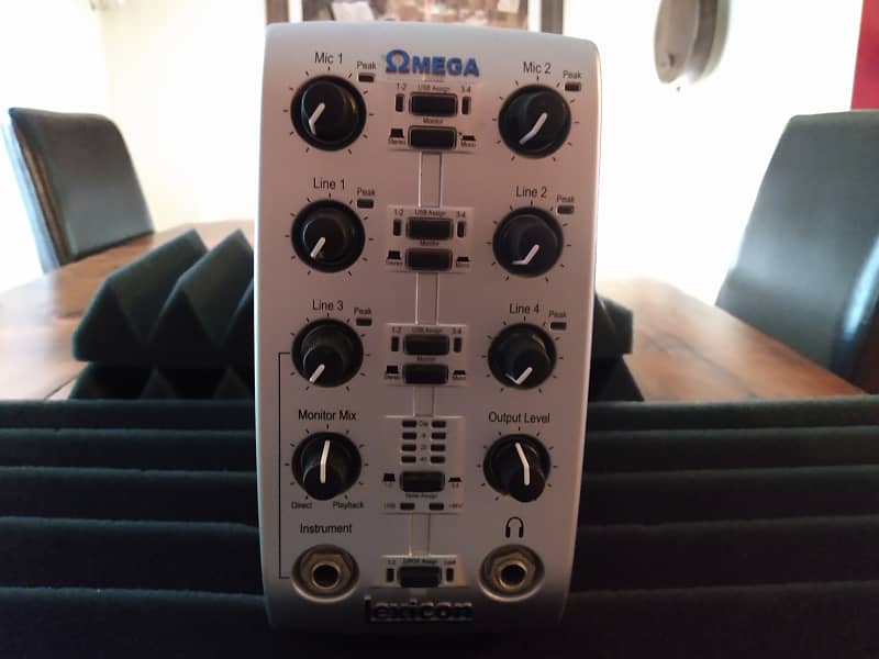 Lexicon Omega 8x4x2 Desktop Recording Studio with USB Cable Reverb