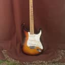 Fender Standard Stratocaster with Maple Fretboard 1998 - 2005 - Brown Sunburst