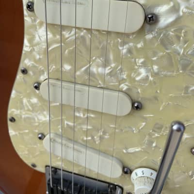 Fender Stratocaster Plus Deluxe 1996 - Sunburst image 3