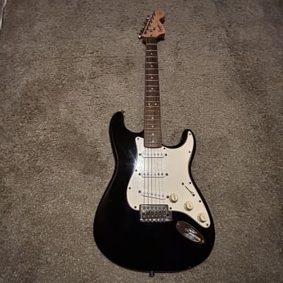 Squier Standard Stratocaster 2001 - 2018 | Reverb