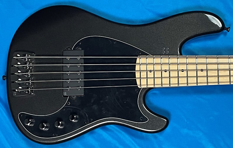 Sandberg Cal. Central 5 Dark Grey Gloss Anthracite Maple 8.3 Lbs. In Stock