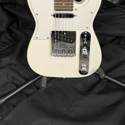 Five-Star Mini-Tele 2022-2023 - White image 8
