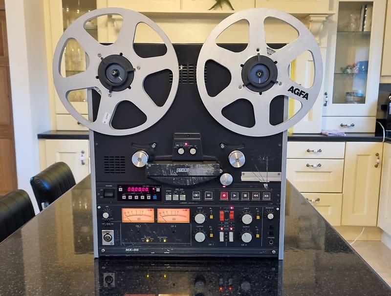 Revox B77 MKii Reel to Reel Tape Recorder 3.3/4 and 7.5 Speed 2