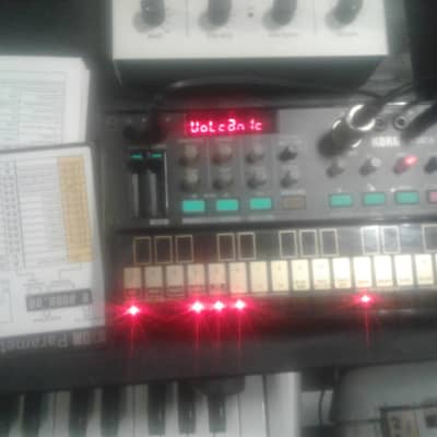Korg Volca FM Digital Synthesizer with Sequencer