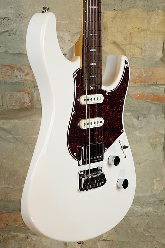 YAMAHA PACP12 SWH - Pacifica Professional Rosewood - Made in