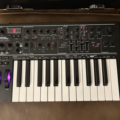Novation AFX Station 25-Key Monophonic Synthesizer - Bass Station II